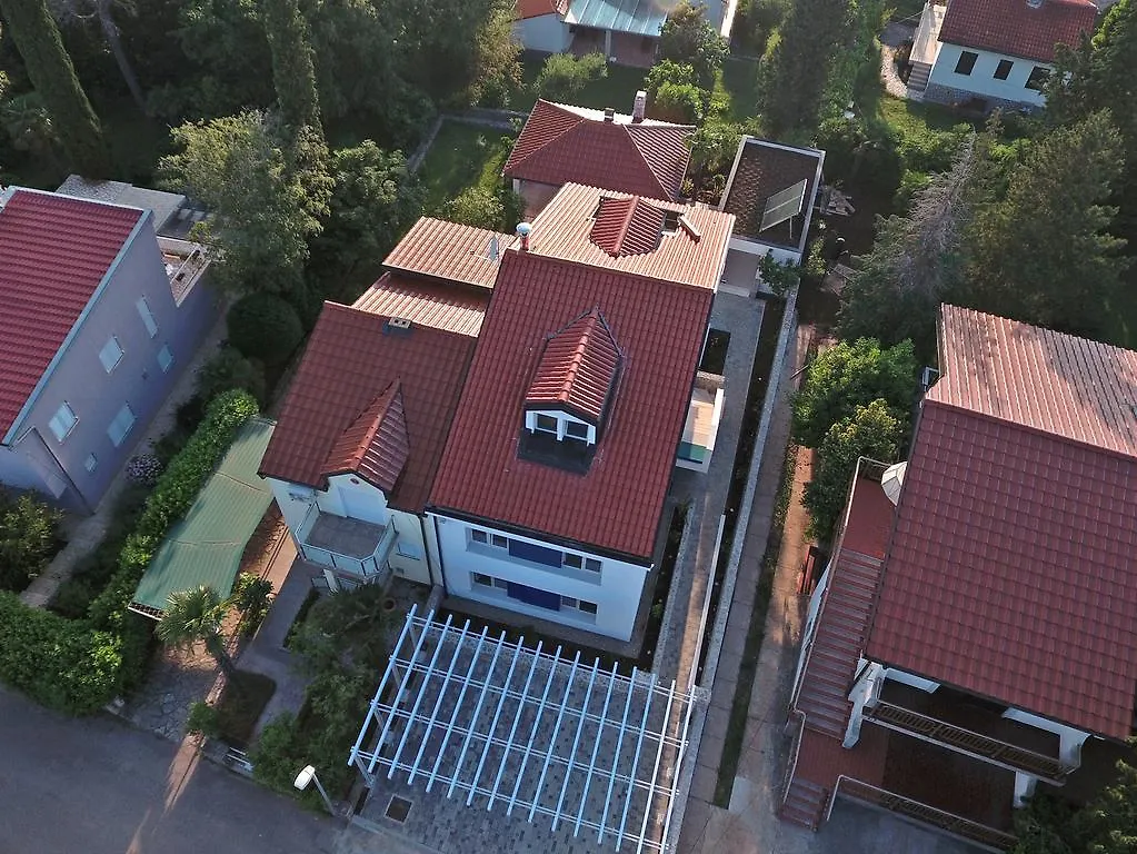 Apartments Petra Njivice Croatia